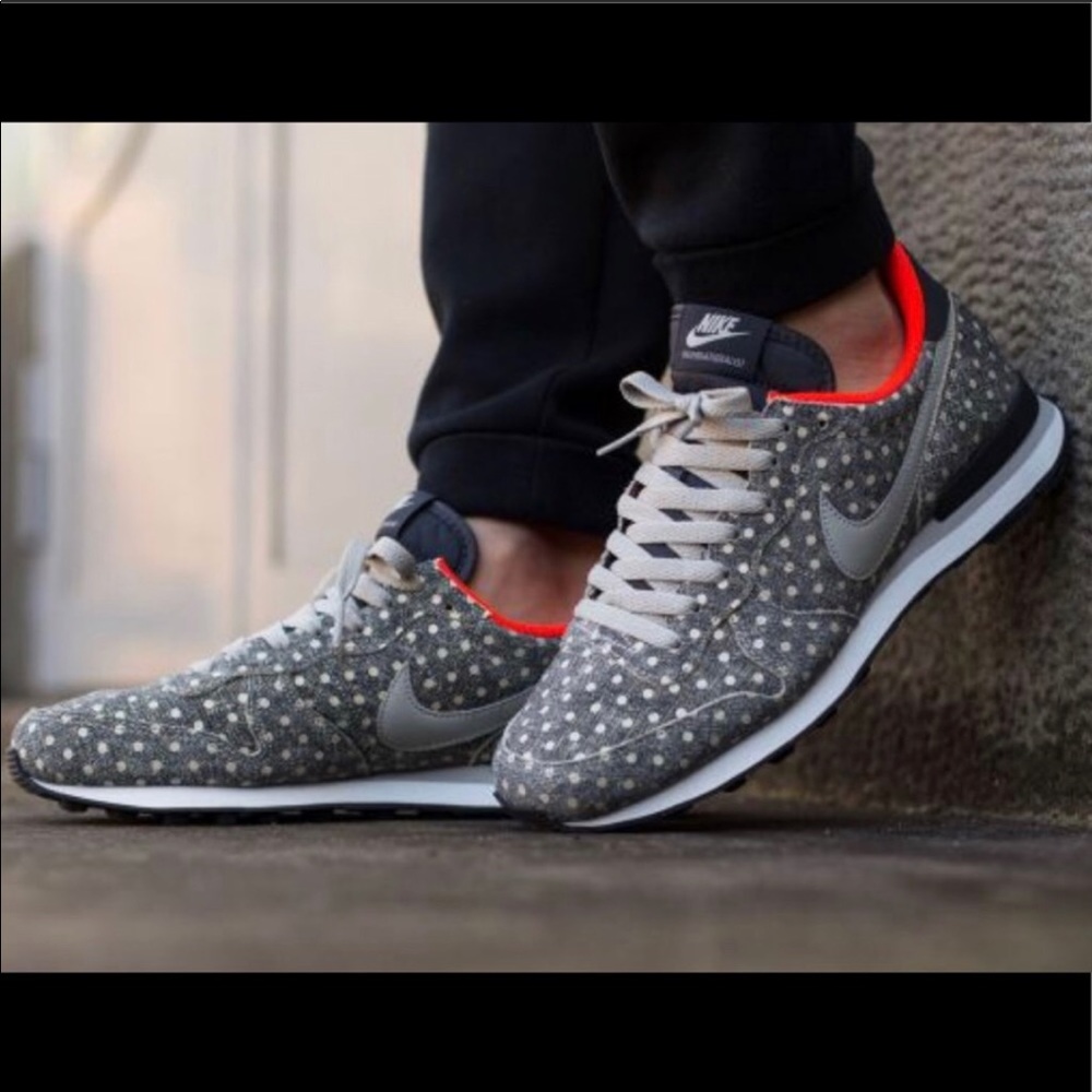 Nike internationalist LTR PRM size 10